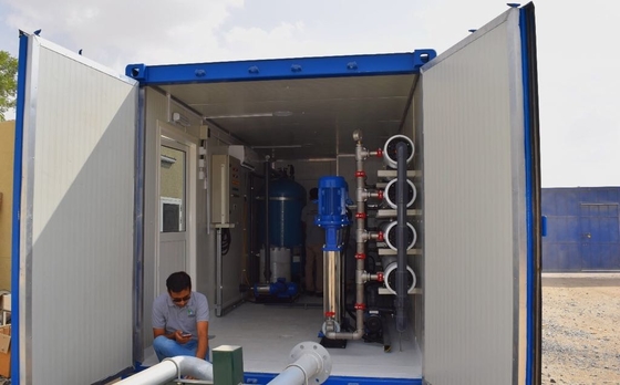 OEM / ODM 태양 동력이 공급된 그라운드 워터 탈염 시스템 35000 PPM